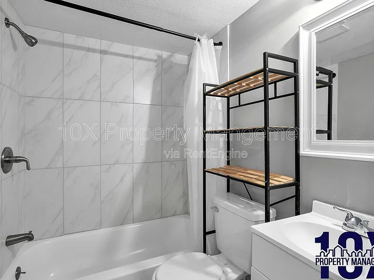 2767 Hiawatha St — Photo 13
