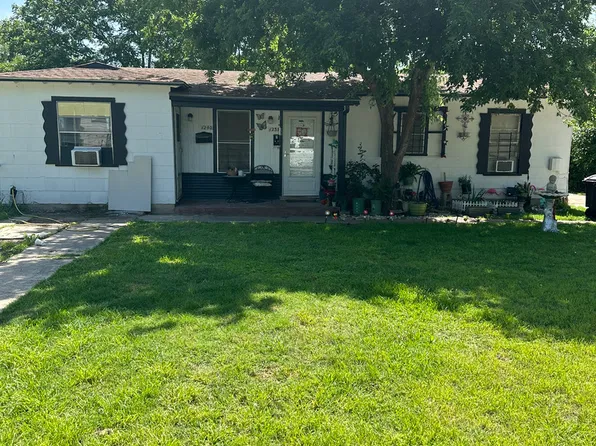 1240 Ada St, San Antonio, TX 78223