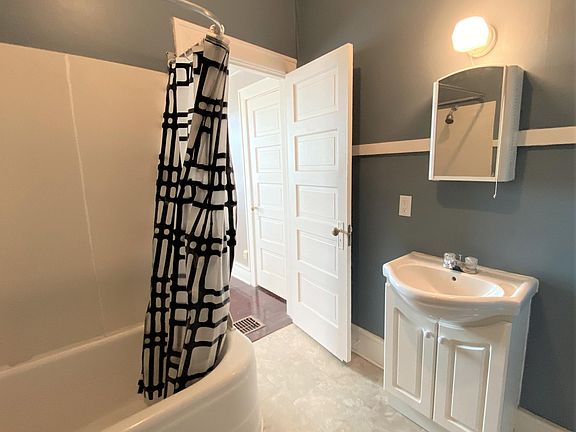 5th image of 149 N 31st Ave #2