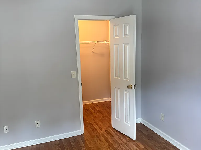 210 Cedar Grove Cir — Photo 9