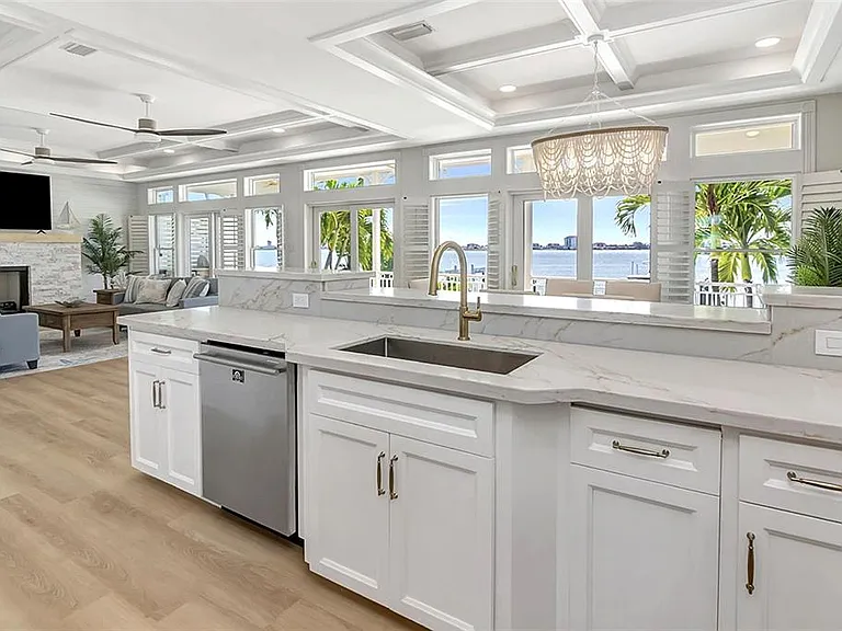 644 Boca Ciega Isle Dr — Photo 22