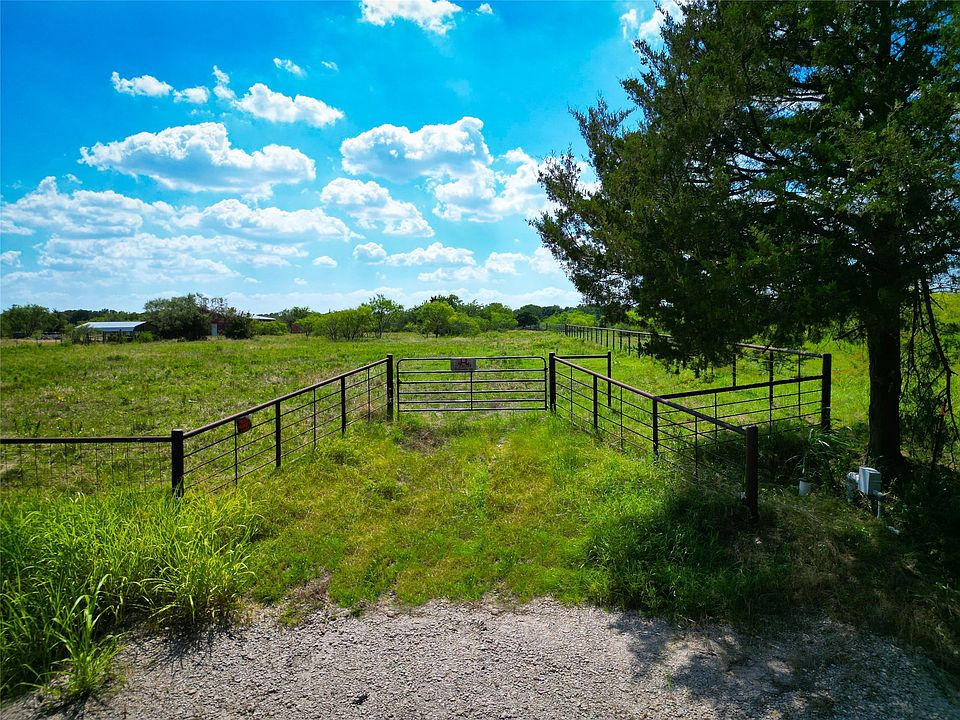 1st image of 2916 County Road 2180