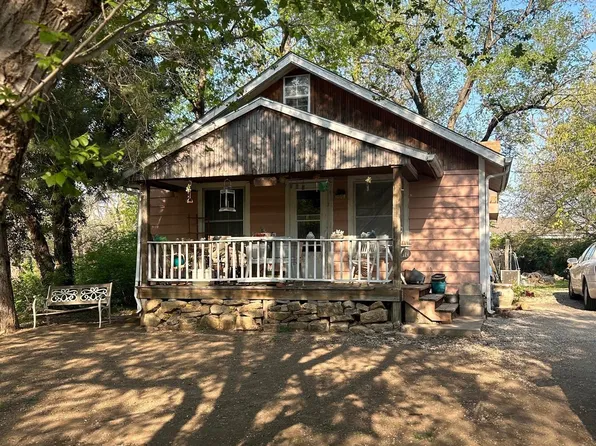 2040 SE Colorado Ave, Topeka, KS 66607