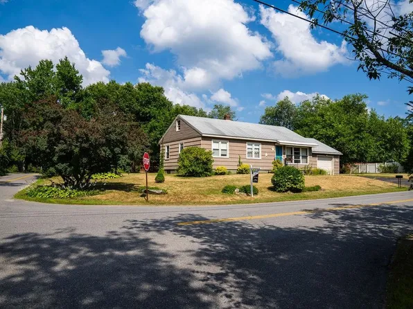 50 Dearborn Avenue, Seabrook, NH 03874