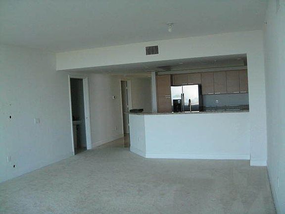4th image of 15051 Royal Oaks Ln APT 1505