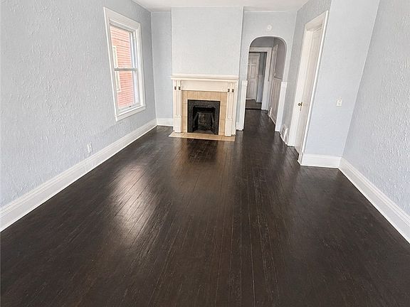 3rd image of 335 Bird Ave