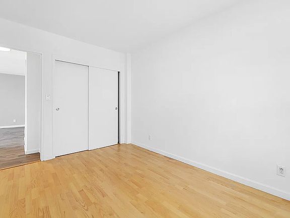 4th image of 620 Lenox Ave APT 16F