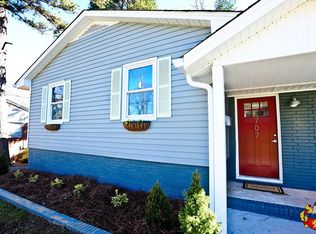 707 S Westview Dr, Winston Salem, NC 27103