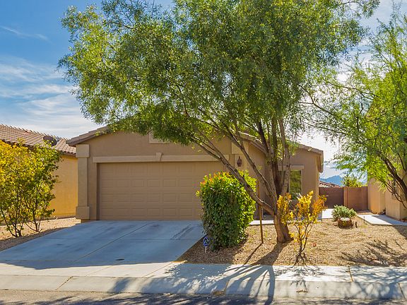 3rd image of 7564 E Majestic Palm Ln