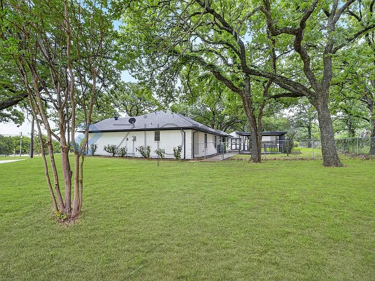 217 N Spring Branch Trl — Photo 14