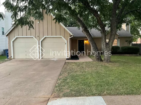 503 Thorn Wood Dr, Euless, TX 76039