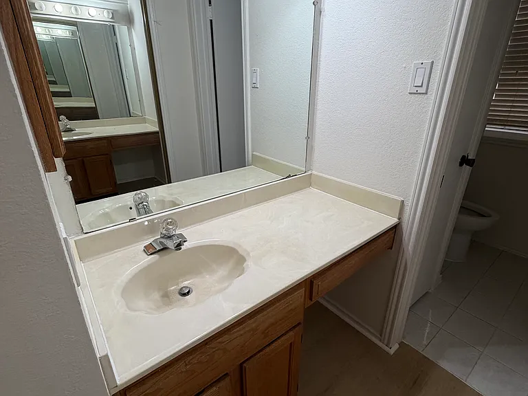 2312 Dalewood Ln — Photo 11