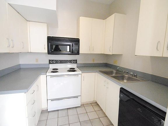5th image of 2229 S 10th St #A