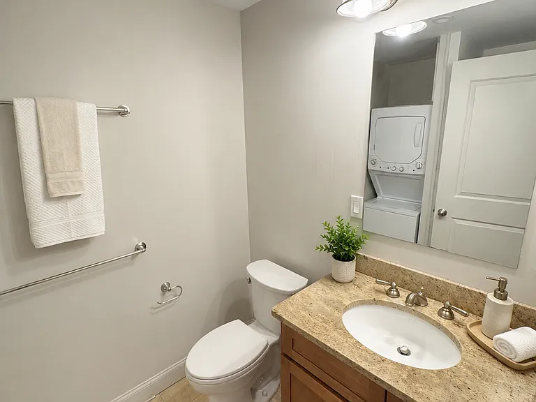12 Saint Charles St #212 — Photo 4