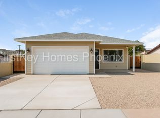 3864 W Calle Primera, Chandler, AZ 85226