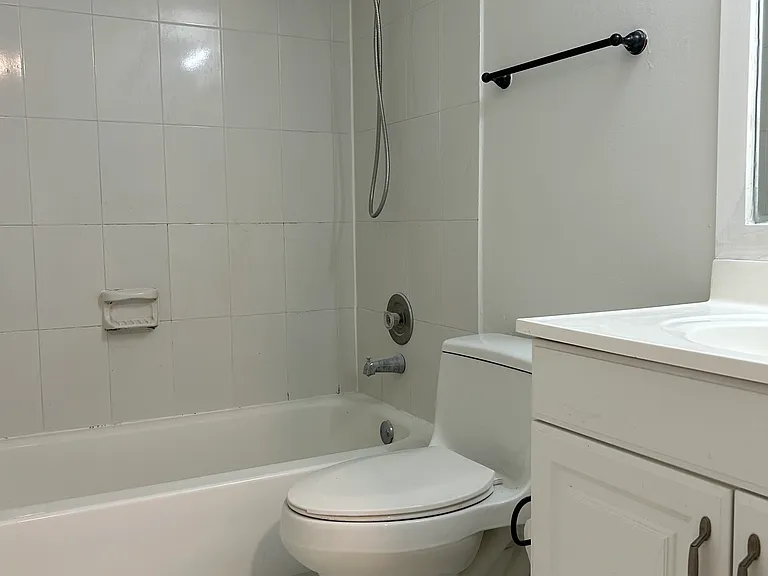 8720 N Sherman Cir #307 — Photo 12