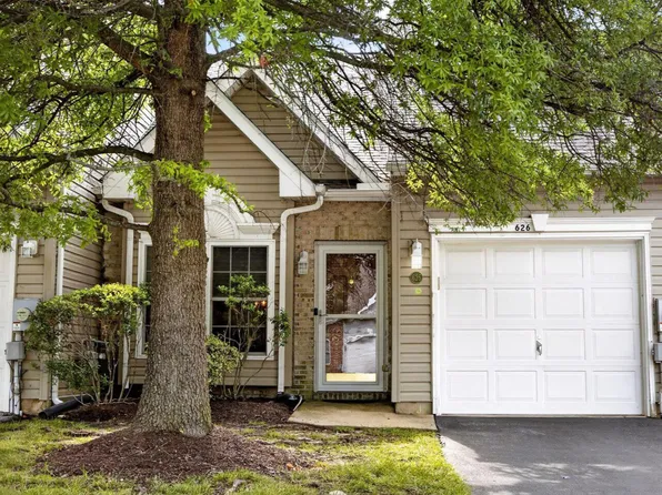 626 Kendall Dr, Bear, DE 19701