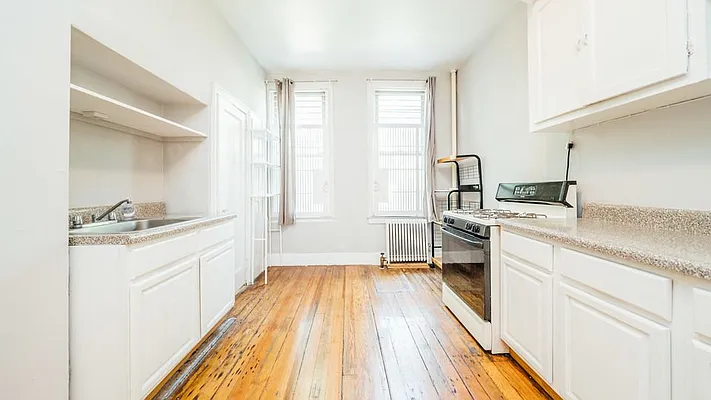 Rented by Nooklyn NYC LLC | media 12