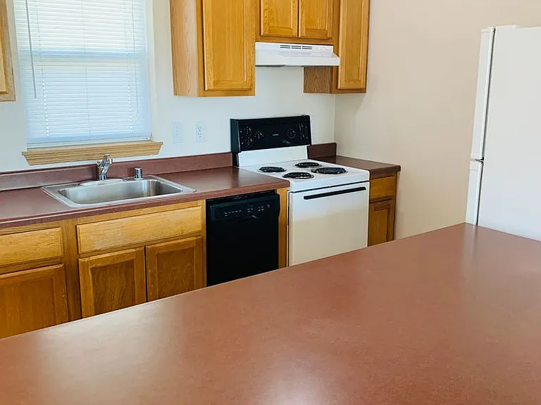 1101 N Russell St #203 — Photo 9