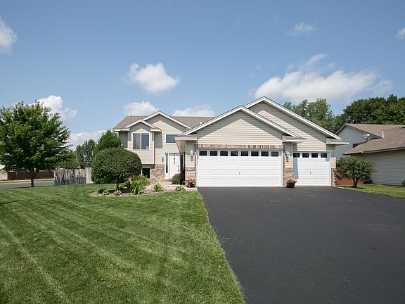 4th image of 4469 232nd Ct NW