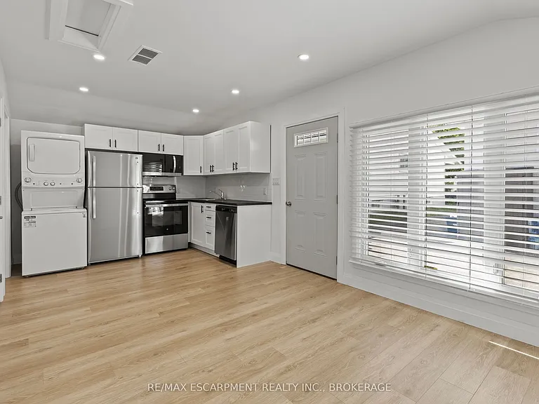 362 Gatfield Ave #2 — Photo 11