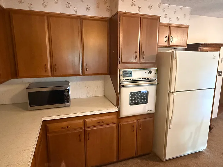 916 S 6800 E — Photo 8