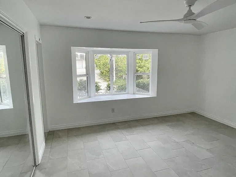 1148 Colina Vis — Photo 17