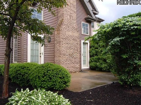 2nd image of 22 Aberdeen Ct