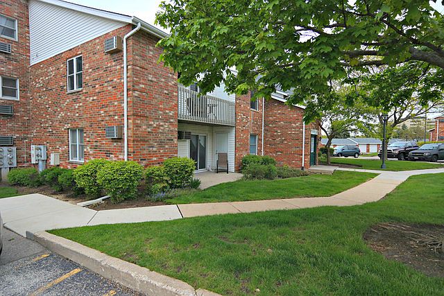 1st image of 4310 W Shamrock Ln APT 2A