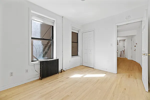 Rented by REAL New York | media 14