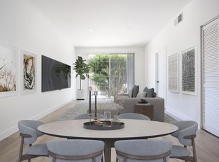 621 N Bronson Ave #6989CE639, Los Angeles, CA 90004