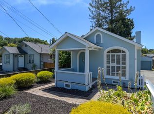8 Grandview Avenue, Petaluma, CA 94952