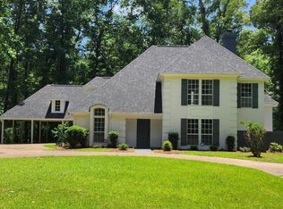 273 Springwood Dr, Terry, MS 39170