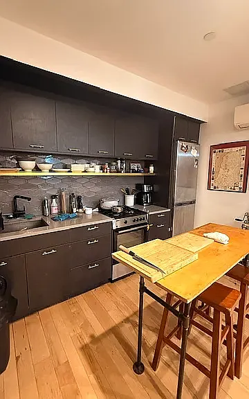1814 Gates Ave #1A — Photo 5