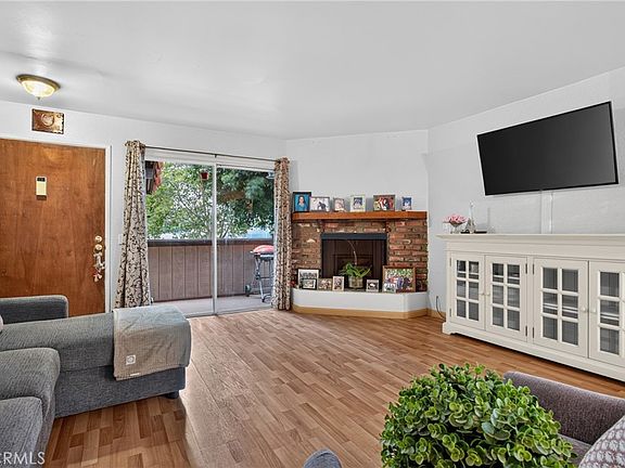5th image of 9414 Moonbeam Ave Unit 19