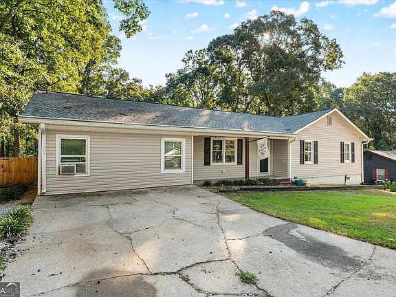 4th image of 80 Oak Ridge Way