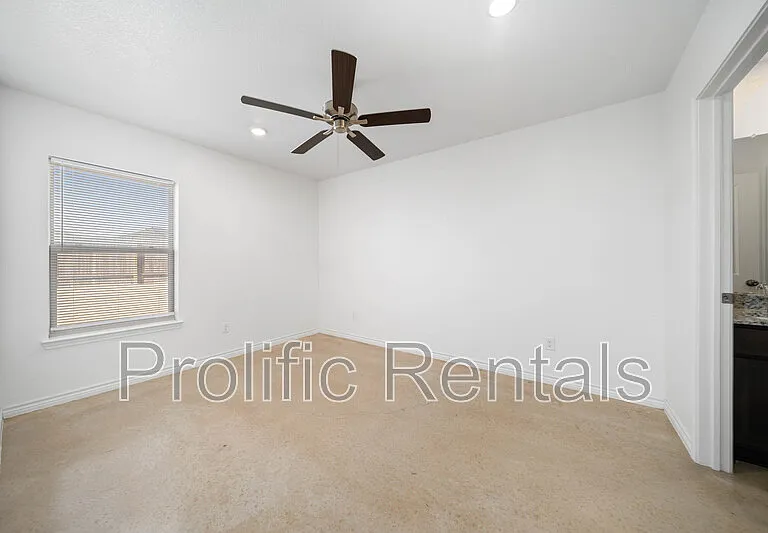 1254 Lehmann Dr #A — Photo 12