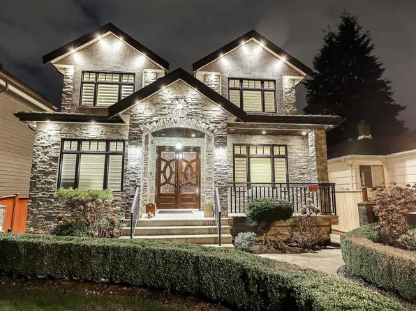 66 W 44th Ave, Vancouver, BC V5Y 2V1