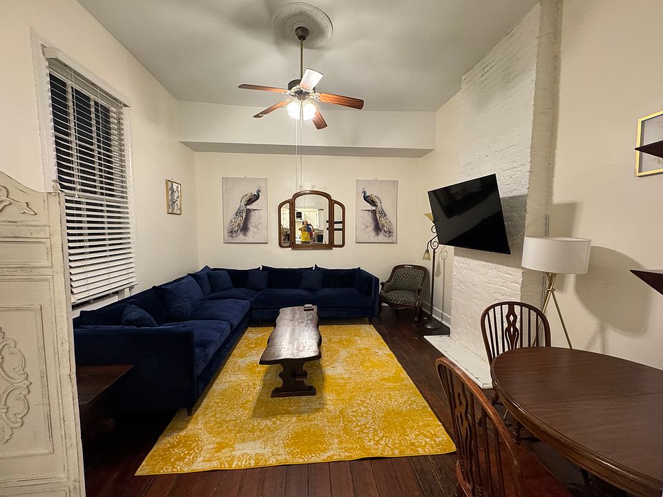 1st image of 1124 Jackson Ave #2