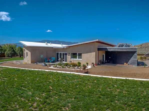3 Alegro Lane, El Prado, NM 87529-0000
