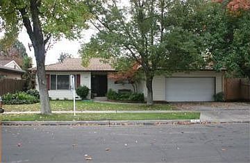 1st image of 1541 W Ashcroft Ave