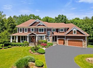 7 Castle Dr, Sharon, MA 02067