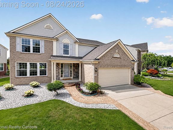 3rd image of 34779 Giannetti Dr