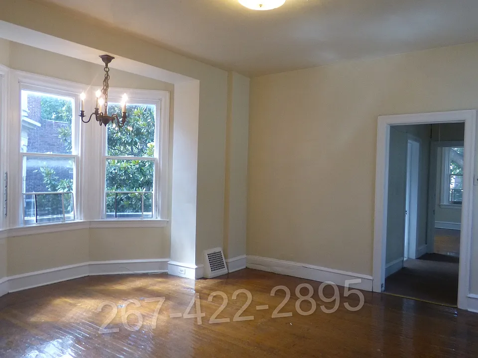 3417 Race St #2