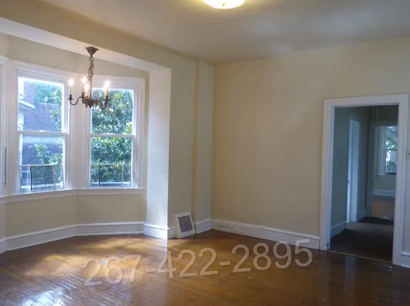 3417 Race St, Philadelphia, PA 19104