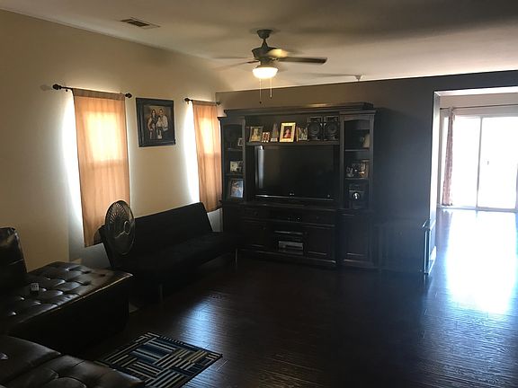 3rd image of 83630 Sacramento Ave