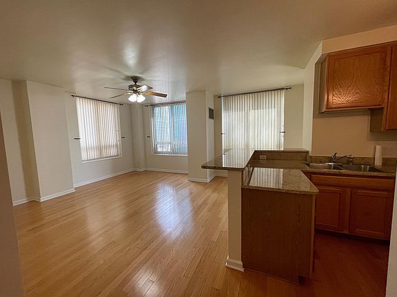 2nd image of 1111 S Wabash Ave APT 1605