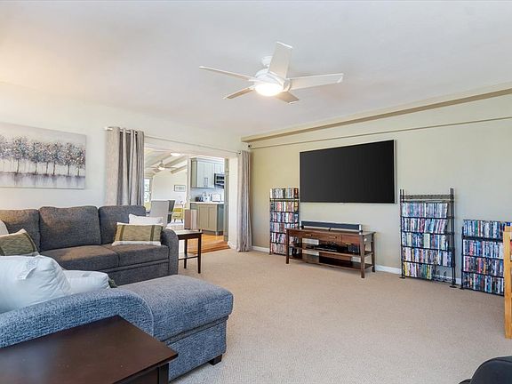 Family room and Theatre!