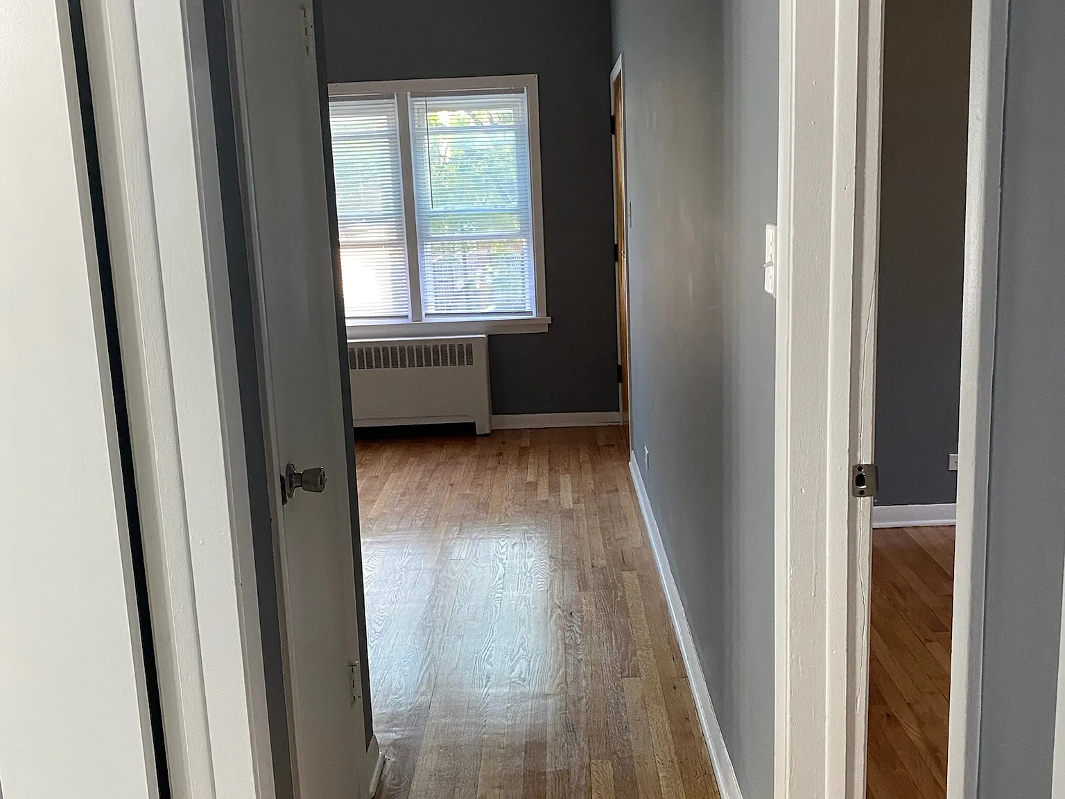 2 bed, $1,100 — Photo 4