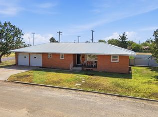 816 N Oklahoma Ave, Boise City, OK 73933